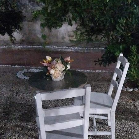 Il Giardino Del Casciar Bed & Breakfast Castel Volturno Exterior photo